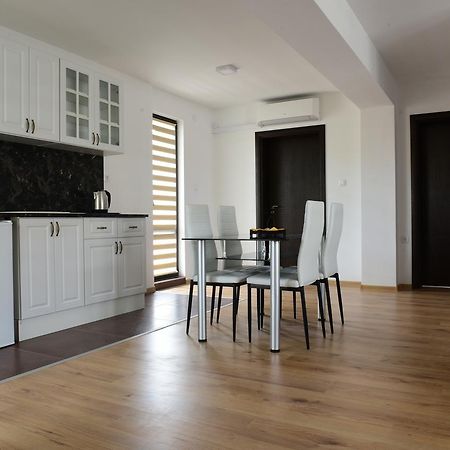 Hotel Active Apartments Targovishte  Exterior photo